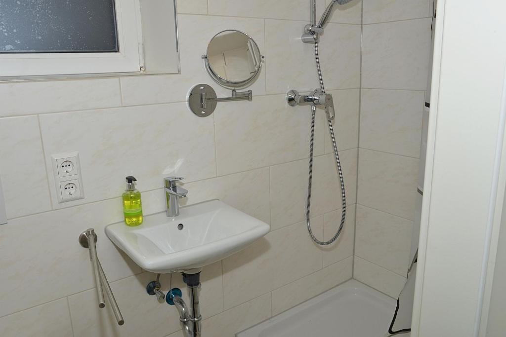 Apartment In Reutlingen / Sickenhausen Экстерьер фото
